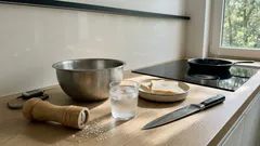 Jeden zimny dodatek do farszu sprawia, że kotlety mielone są soczystsze i lepiej trzymają kształt